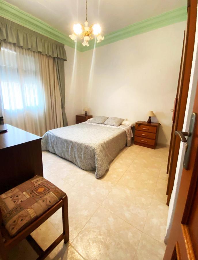 La Malvarrosa Beach Rooms In Shared Apartment Valenza Esterno foto