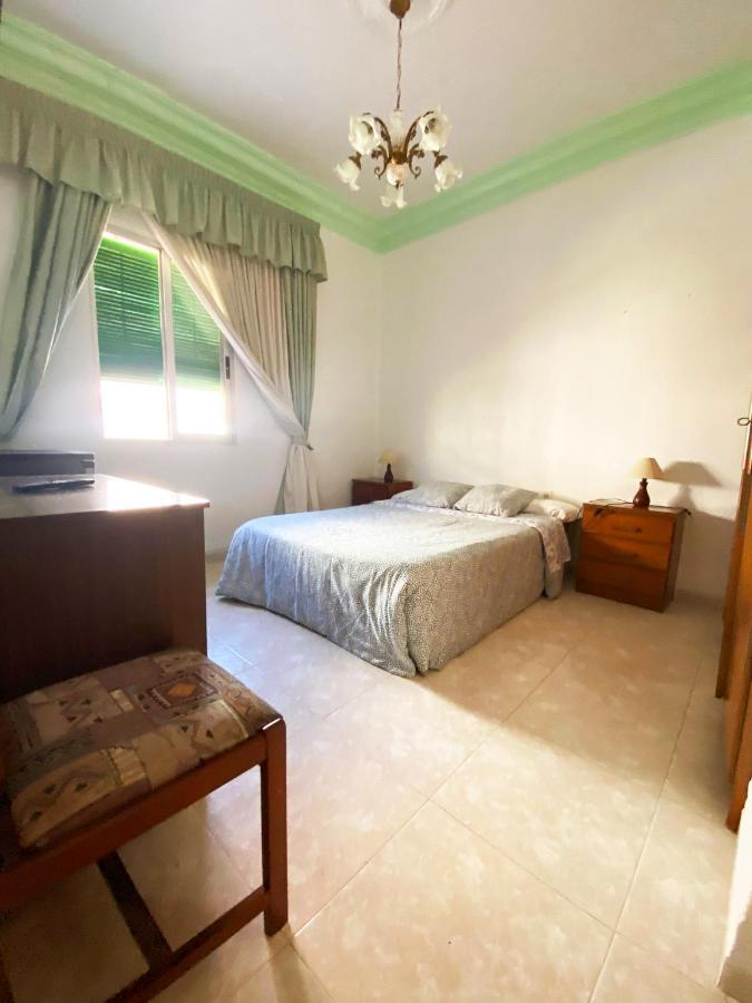La Malvarrosa Beach Rooms In Shared Apartment Valenza Esterno foto
